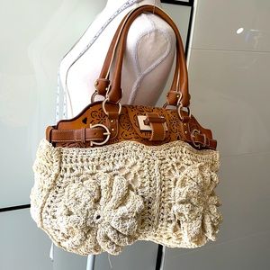 INFLUENCER SHOW SUMMER 26 Salvatore Ferragamo Cream Crochet & Brown Leather Tote